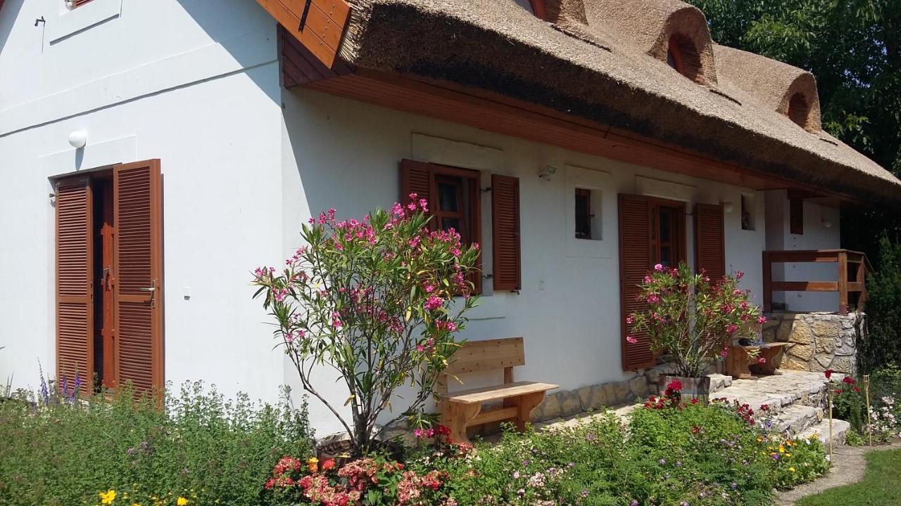 Liliomfa Apartman Διαμέρισμα Szigliget Εξωτερικό φωτογραφία